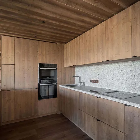 Neuf De Luxe Avec 3 A 1850 - Fr-1-830-12 Courchevel